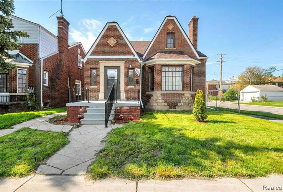 4000 Tyler St