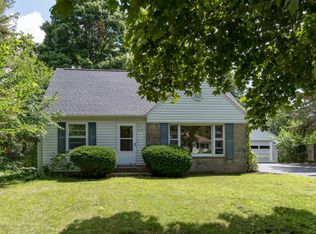 913 Farrell Ave, Kalamazoo, MI 49006