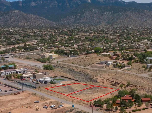 Palomas Ave NE, Albuquerque, NM 87122