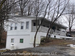 100 Mortimer St APT 3, Bennington, VT 05201