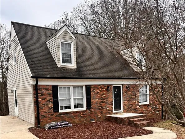 462 Shannon View St, North Wilkesboro, NC 28659