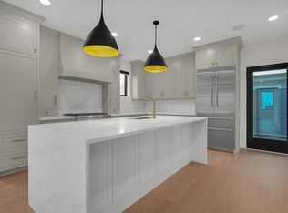 1081 W 3rd Ave, Columbus, OH 43212