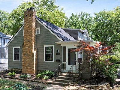 6151 Cherry St, Kansas City, MO, 64110