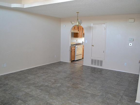 2nd image of 2992 Tierra Cortez Ave