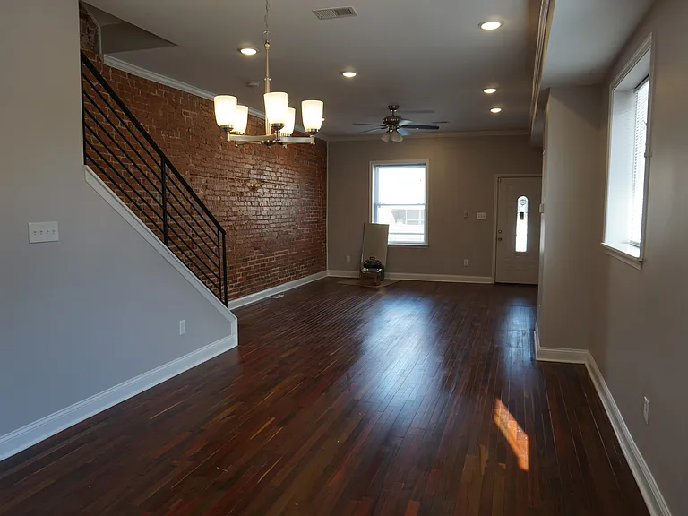 3230 W Berks St — Photo 7