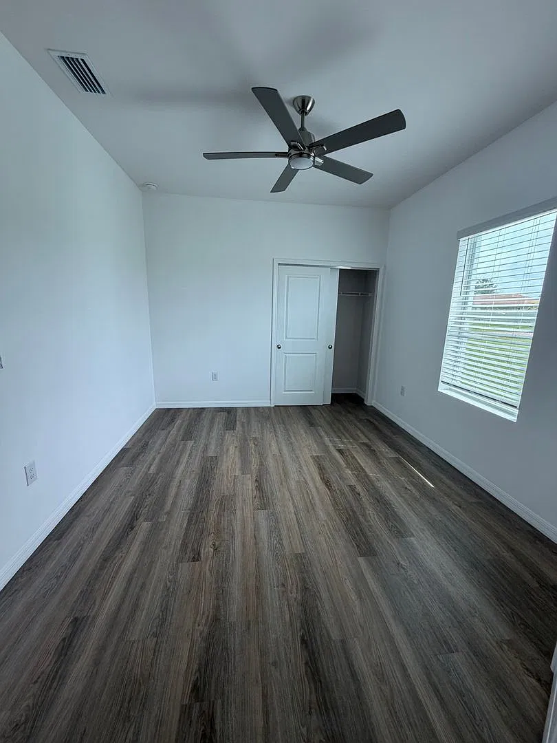 3 bed, 2.0 bath, 1508 sqft, $1,795 — Photo 2