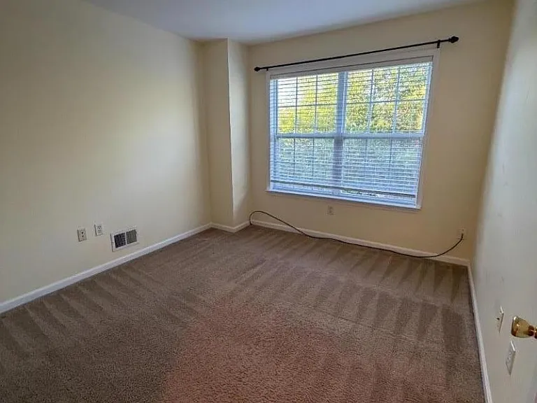 37 Mindy Dr — Photo 24