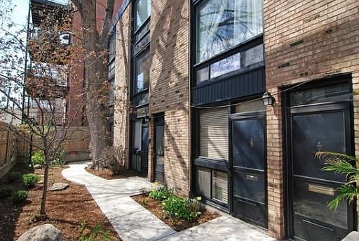 1st image of 639 W Wellington Ave Unit 7