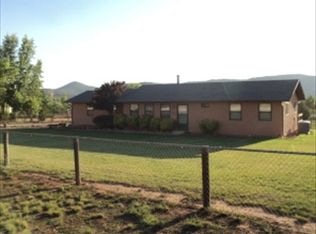 1821 N Golden Delicious Dr, Apple Valley, UT 84737