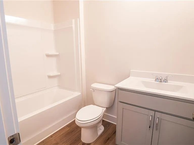 1394 Cozy Cir SE — Photo 17
