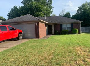 2595 Winchester Dr, Conway, AR 72032
