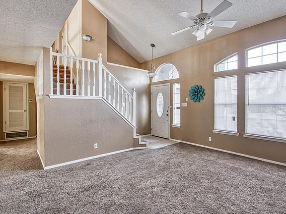 4th image of 4404 Loma Clara Ct