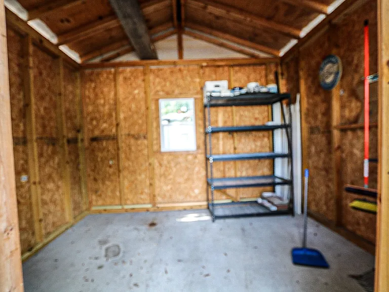 4419 W Euclid Ave — Photo 35