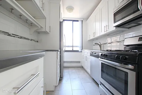 Rented by Citi Habitats | media 11