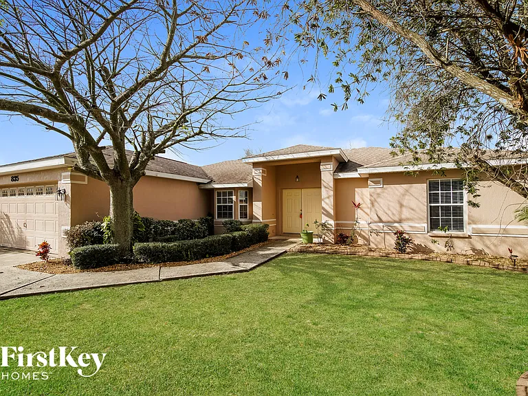 835 Summer Glen Dr — Photo 1