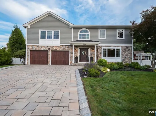 398 James Woods Court, New Milford, NJ 07646