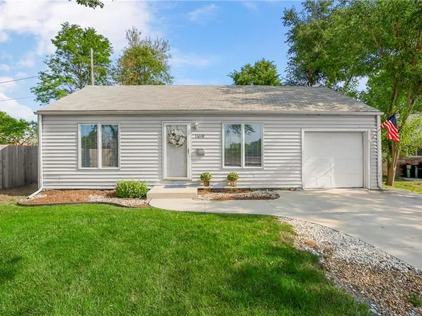 13608 Santa Fe Trail Dr, Lenexa, KS 66215