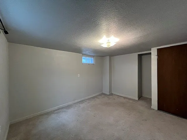 2125 Stirling St — Photo 30