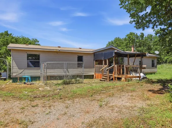 21333 Sunset Ln, Harrah, OK 73045