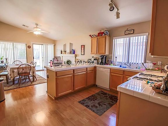 5th image of 10560 Clarion River Dr
