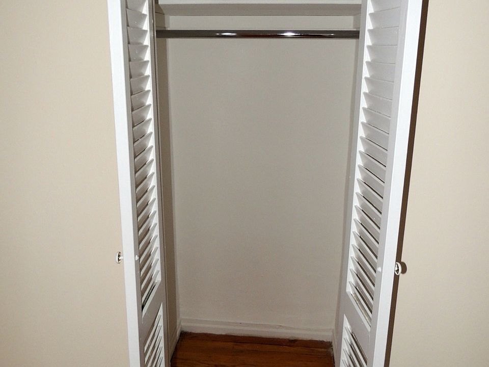 2nd image of 17290 Highland Ave APT 1G