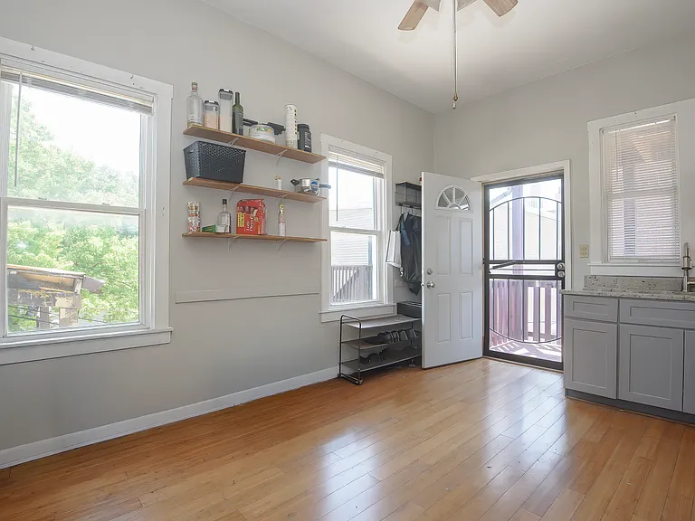 1131 W Taylor St #3R — Photo 2
