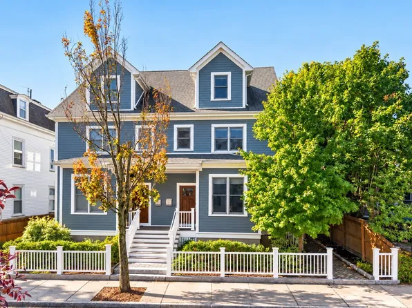14 Pearl St #B, Somerville, MA 02145