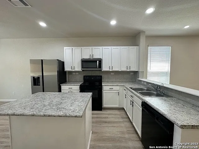 464 Salz Way — Photo 8
