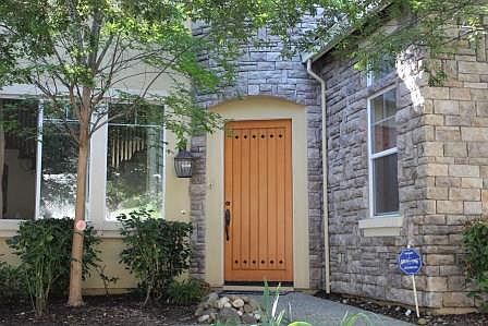 2nd image of 1720 Stone Canyon Dr