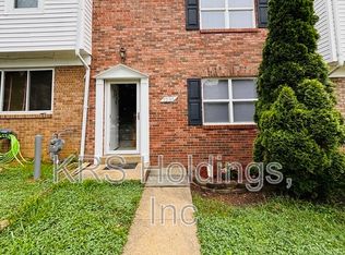 1235 Thomas Jefferson Pl, Fredericksburg, VA 22405
