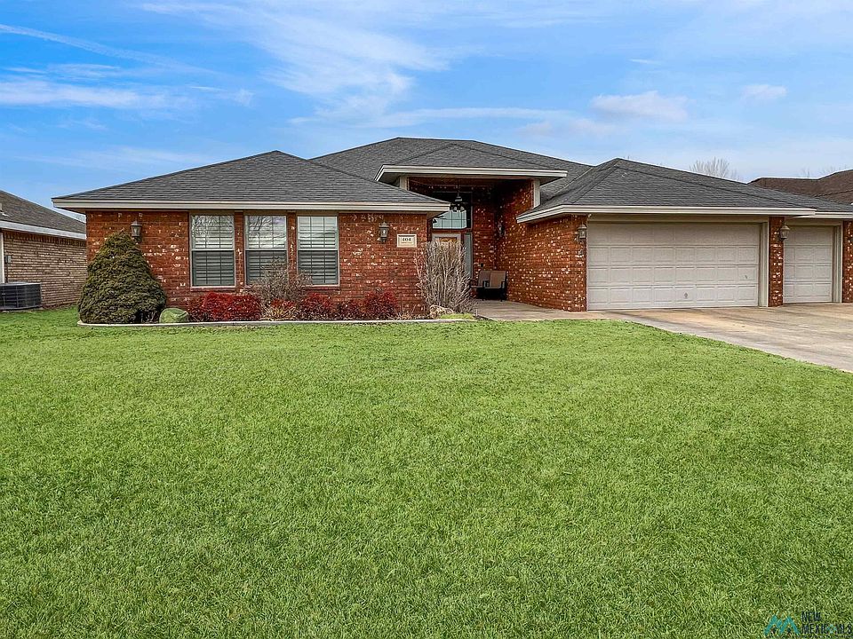 1st image of 404 Adkins Ct