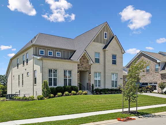 4th image of 5011 High Park Hill Dr