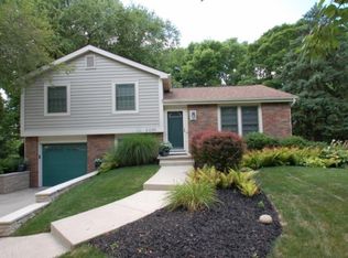 6295 Amston Dr, Dublin, OH 43017