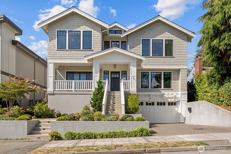 2nd image of 6539 53rd Avenue NE