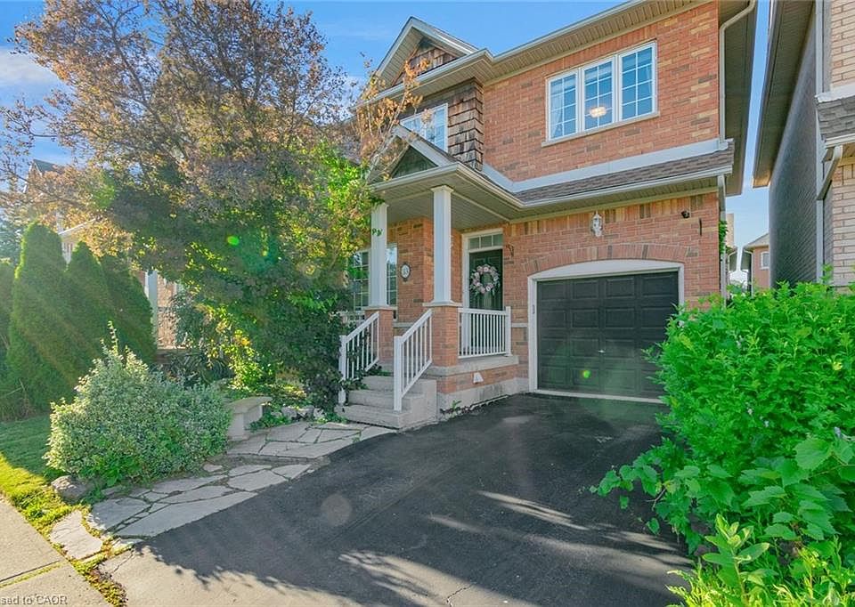 1st image of 33 Panorama Way