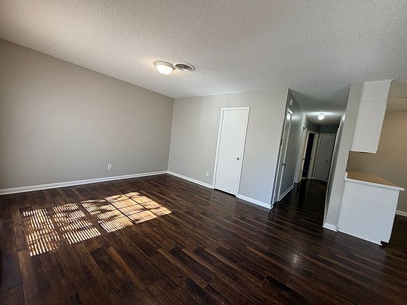 2nd image of 7800 W 32nd St