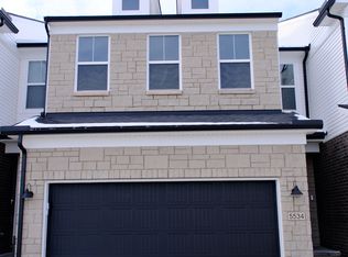 5534 E Spaniel Dr, Ann Arbor, MI