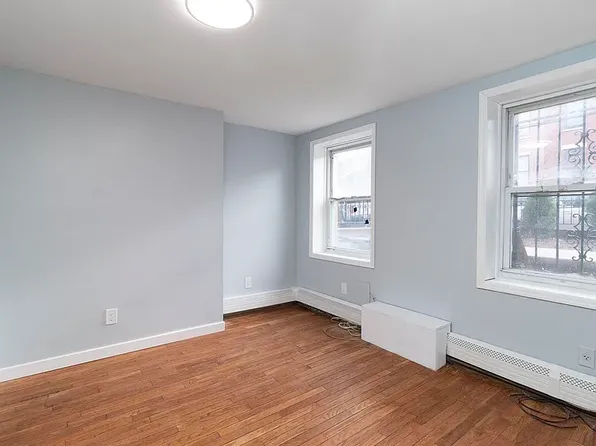 216 5th St #1, Jersey City, NJ 07302