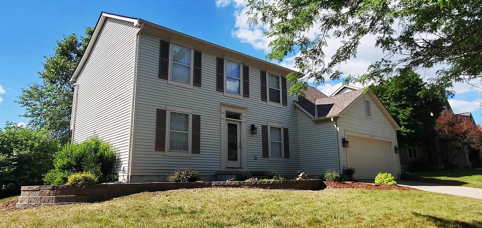 113 Clayburn Dr photo 1