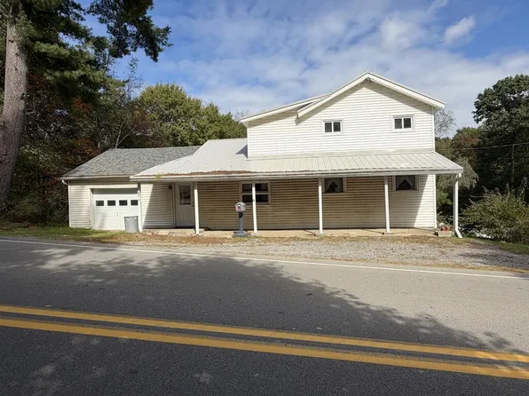 5003 Georgetown Rd, Franklin, PA 16323