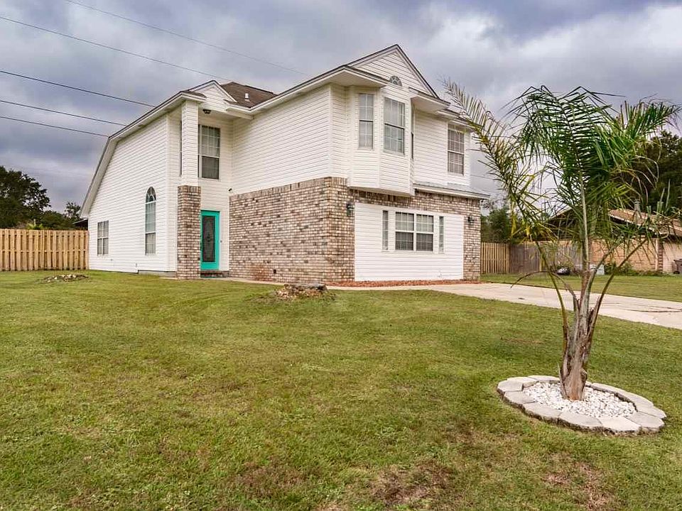 1st image of 10433 Waterford Dr