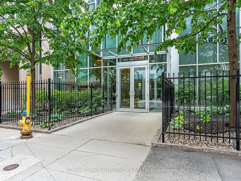 40 Nepean St #2102 — Photo 4