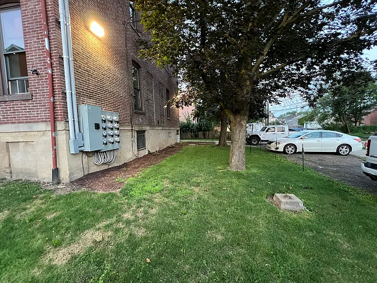 1220 Sheffield Street — Photo 6