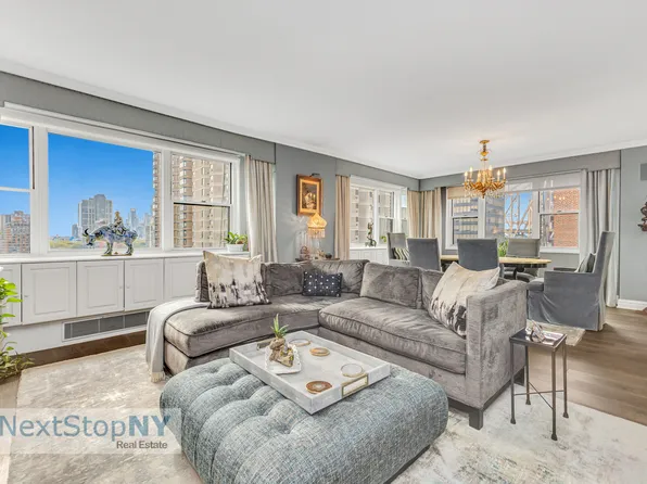 1175 York Avenue image 4 of 19