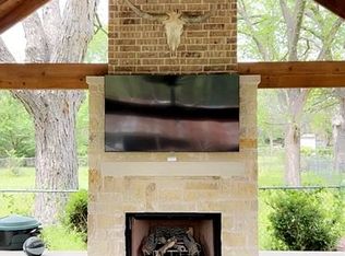 2049 Rosebud Dr, Irving, TX 75060
