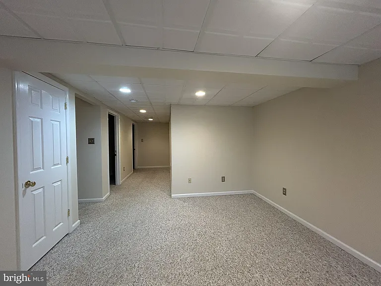 2016 Greenes Way Cir — Photo 38