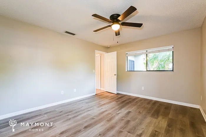 144 Dublin Dr — Photo 9