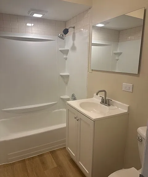 208 Emery St — Photo 5