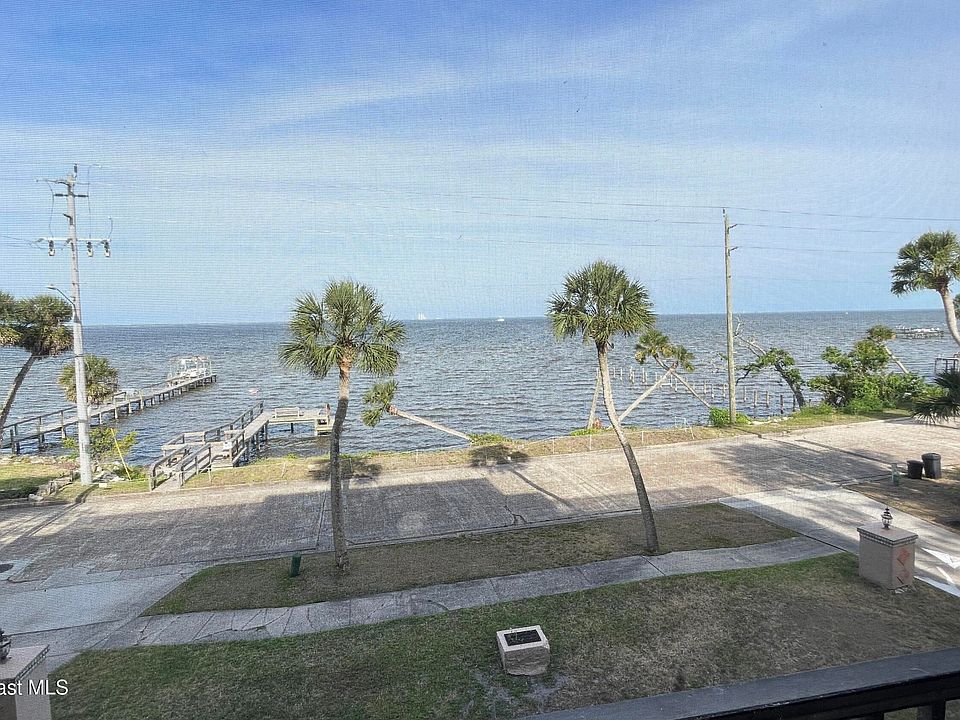 1st image of 1540 Riverside Dr #8-302
