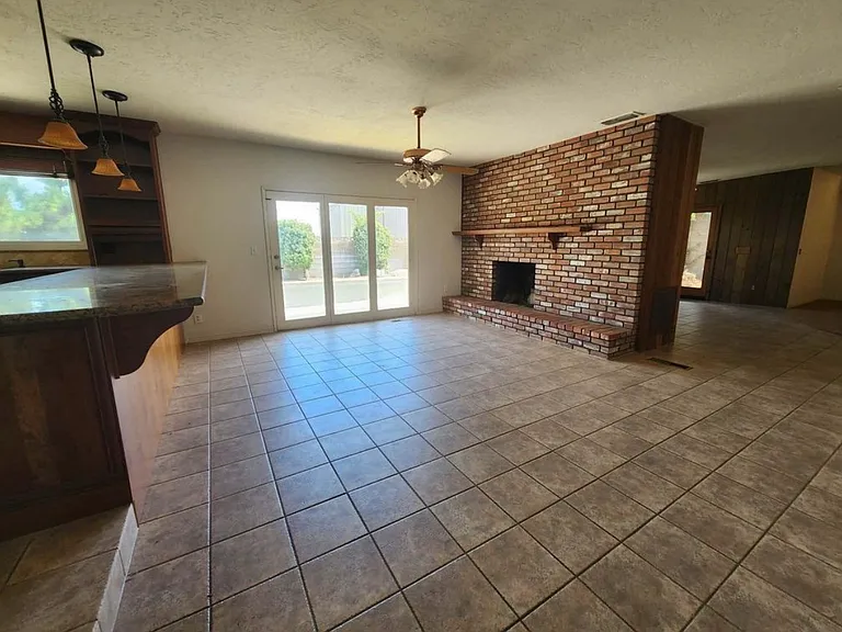 12778 S McCall Ave — Photo 14